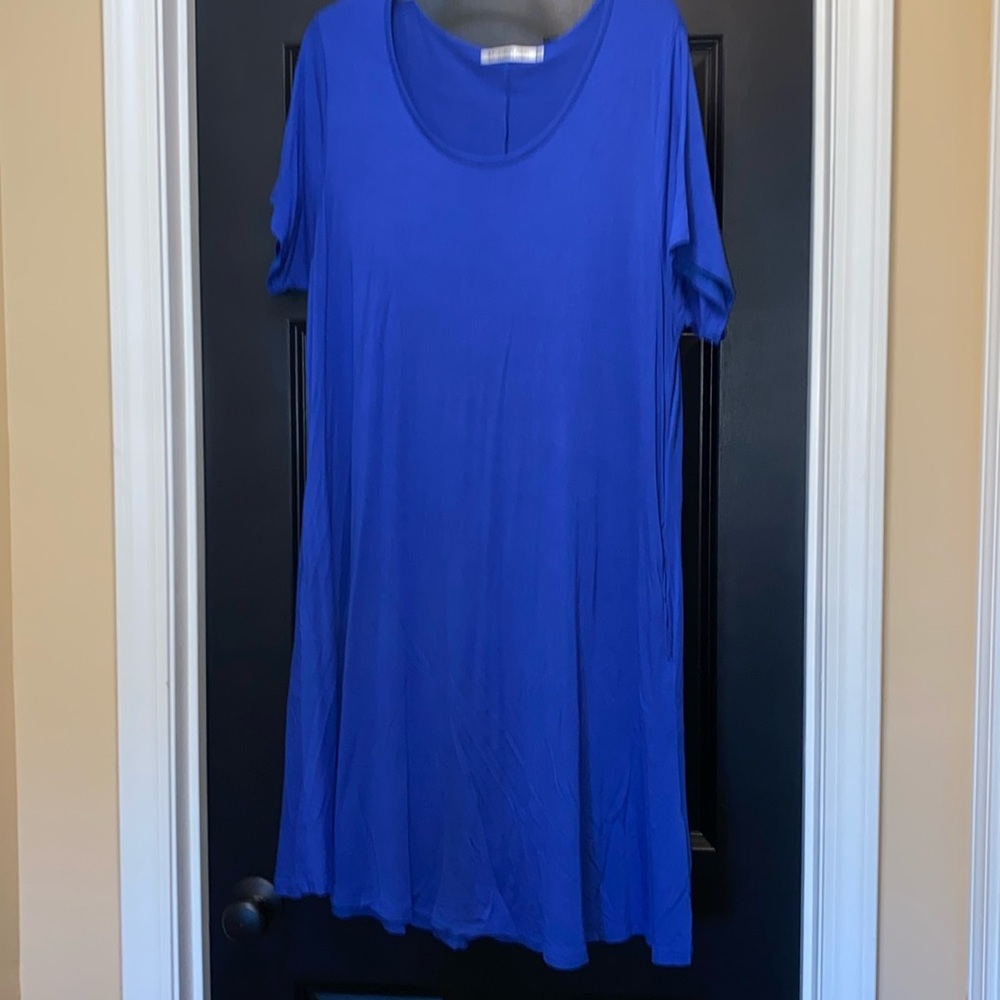 JollieLovin rayon spandex, T-shirt, dress royal blue size 2X EUC pockets!